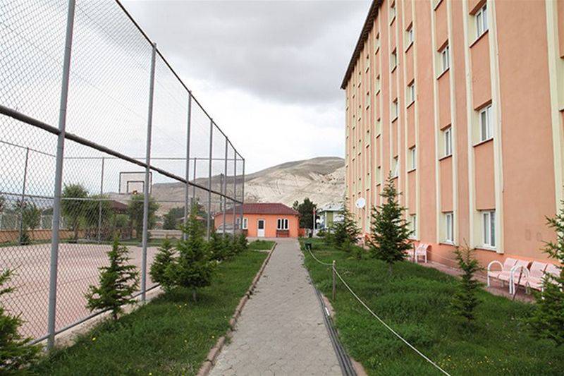 GÜRÜN ENVER BOSTANCI KYK KIZ VE ERKEK YURDU - Görsel 4