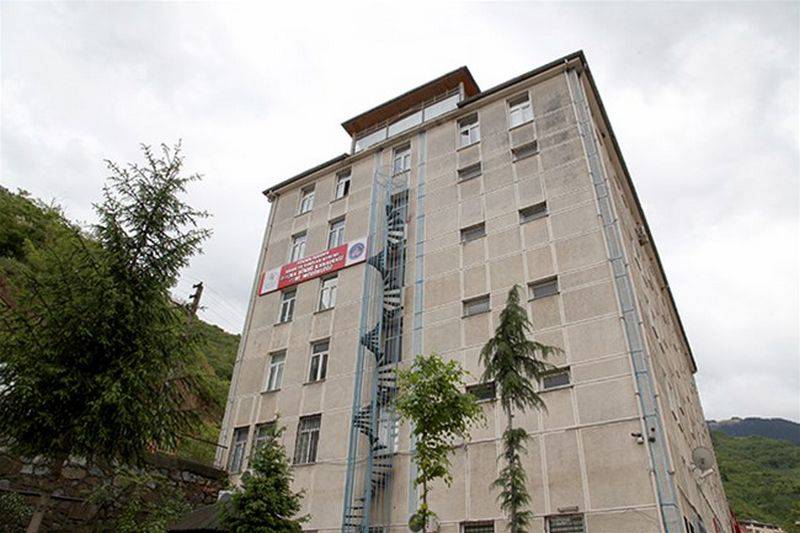 MAÇKA ŞÜKRÜ KARADENİZ KYK KIZ VE ERKEK YURDU - Görsel 4